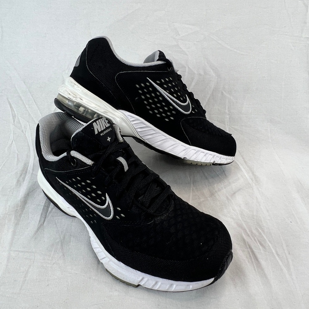 Nike Air Miler‎ Walk 2 Black White Running Gym Shoes Sneakers Women 6.5 Athletic